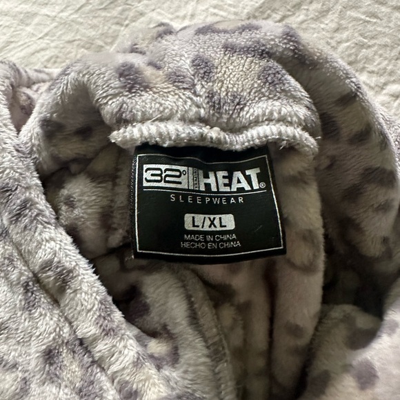 Pjs - Picture 2 of 2